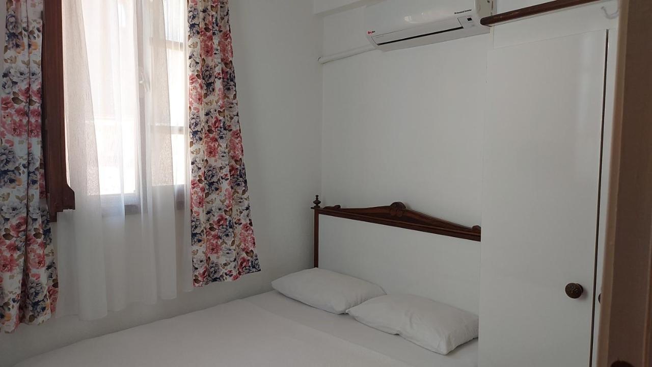 Celil Pansiyon Ayvalı Exterior foto